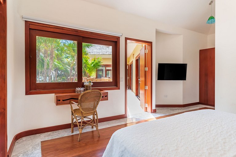 villa de lujo autosustentable con playa privada