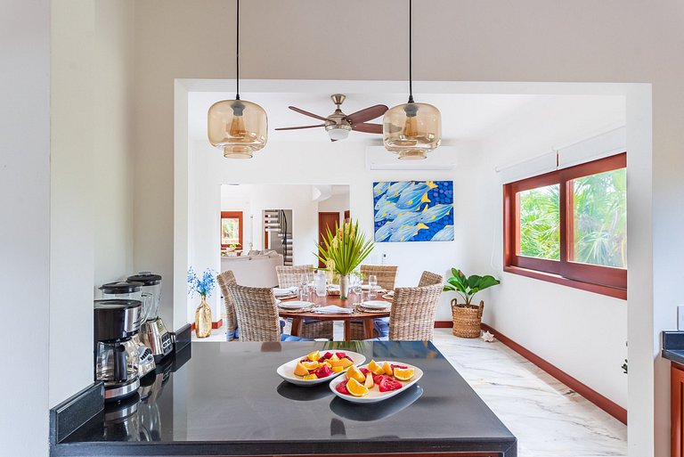 villa de lujo autosustentable con playa privada