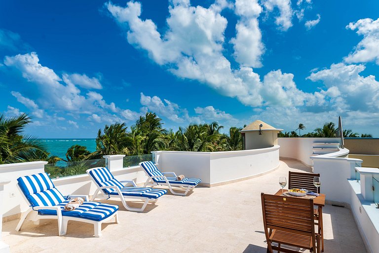villa de lujo autosustentable con playa privada