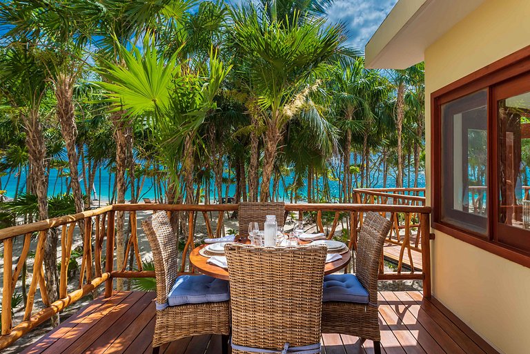 villa de lujo autosustentable con playa privada