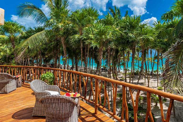 villa de lujo autosustentable con playa privada