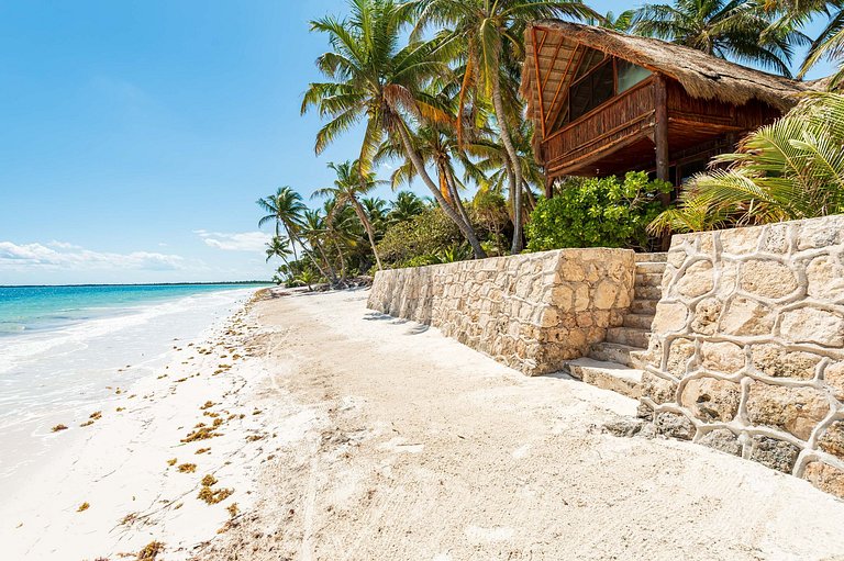 Amazing ECO Palapa at Private Beach in Sian Kaan.