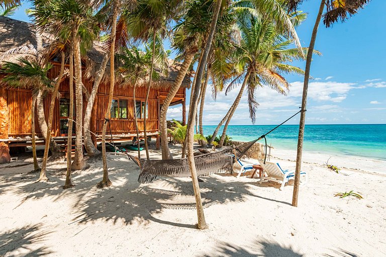 Amazing ECO Palapa at Private Beach in Sian Kaan.