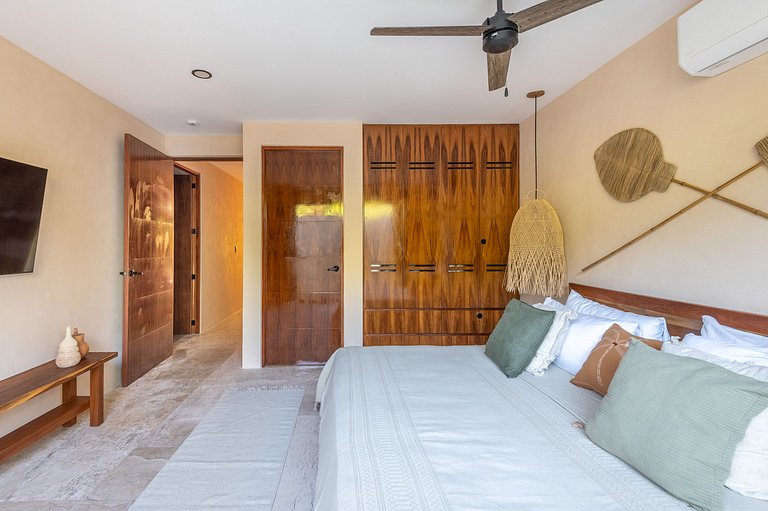 swim-up residence · ground floor · boutique condo