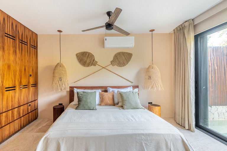 swim-up residence · ground floor · boutique condo